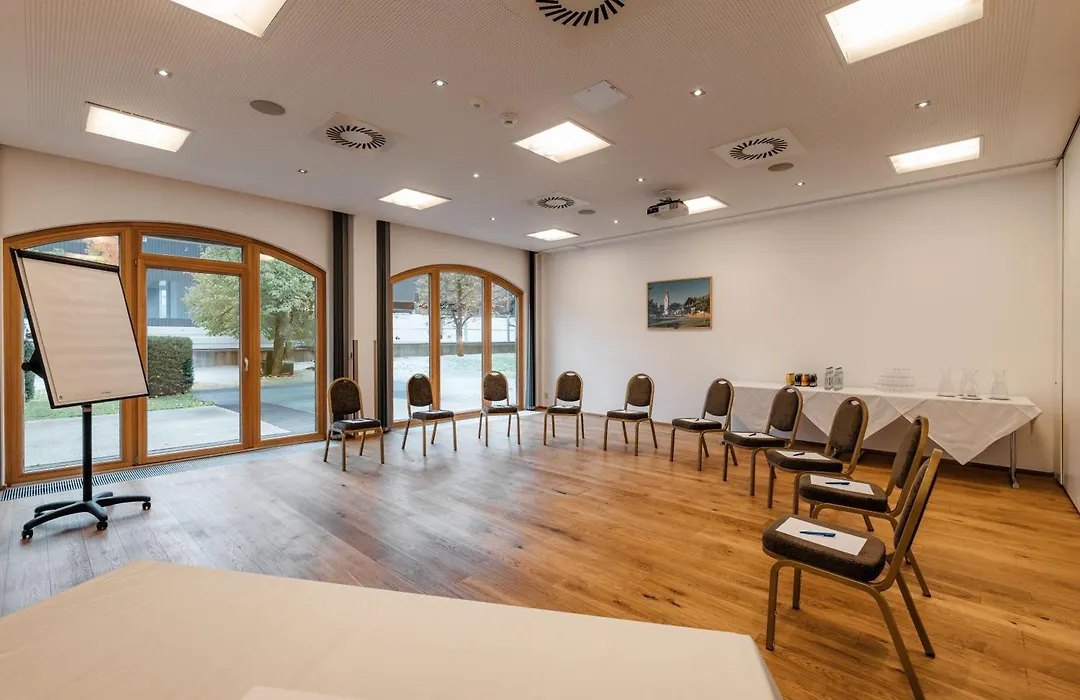 Holiday Inn Innsbruck-1