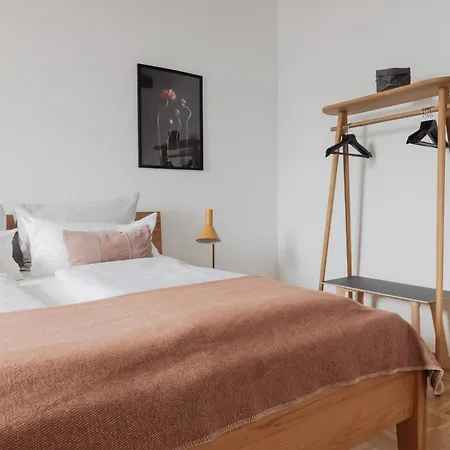 Marktbar Studios - Boutique Aparthotel-3